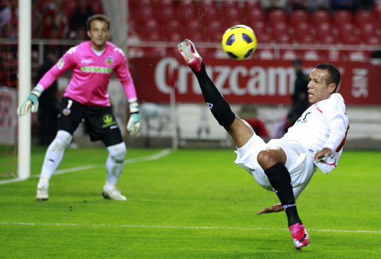 正式与朱婷 正式与朱婷