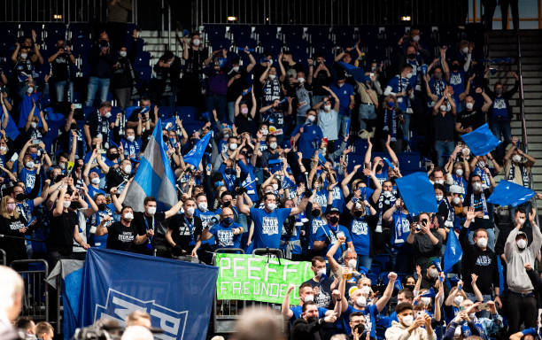 巴萨与泰勒 巴萨与泰勒